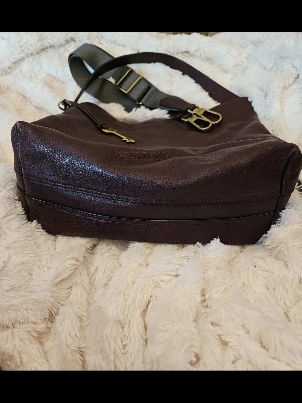 Fossil☆Leather Hobo Bag in Deep Burgundy